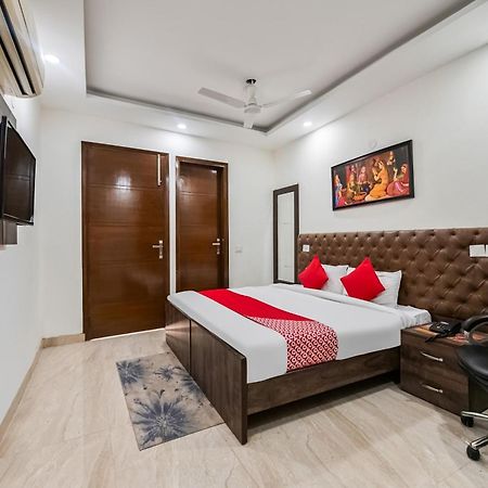 Hotel O Premium Rooms Chhatarpur Νέο Δελχί Εξωτερικό φωτογραφία