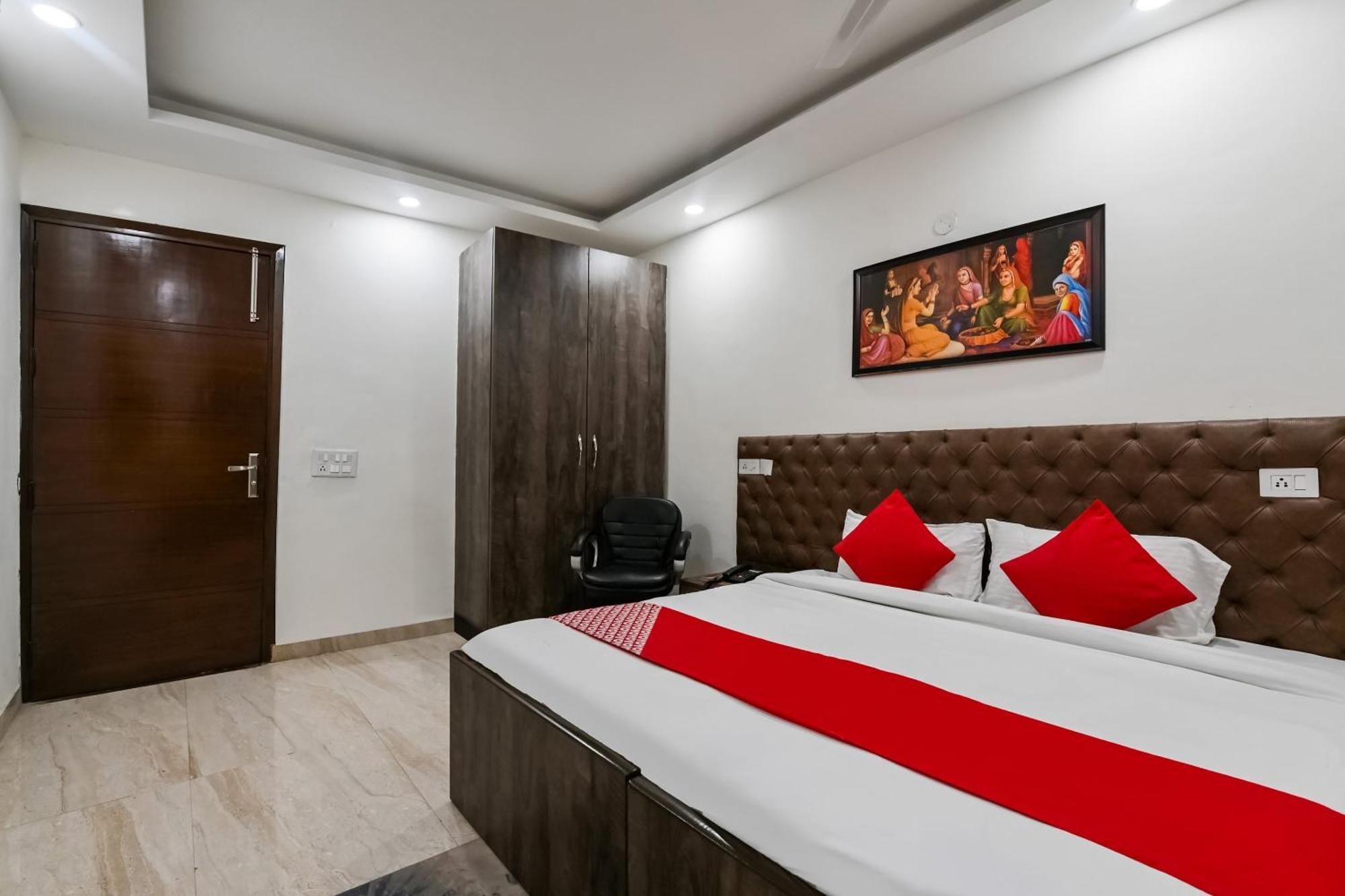 Hotel O Premium Rooms Chhatarpur Νέο Δελχί Εξωτερικό φωτογραφία