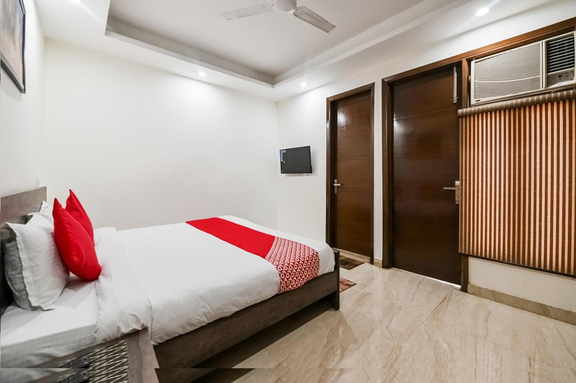 Hotel O Premium Rooms Chhatarpur Νέο Δελχί Εξωτερικό φωτογραφία