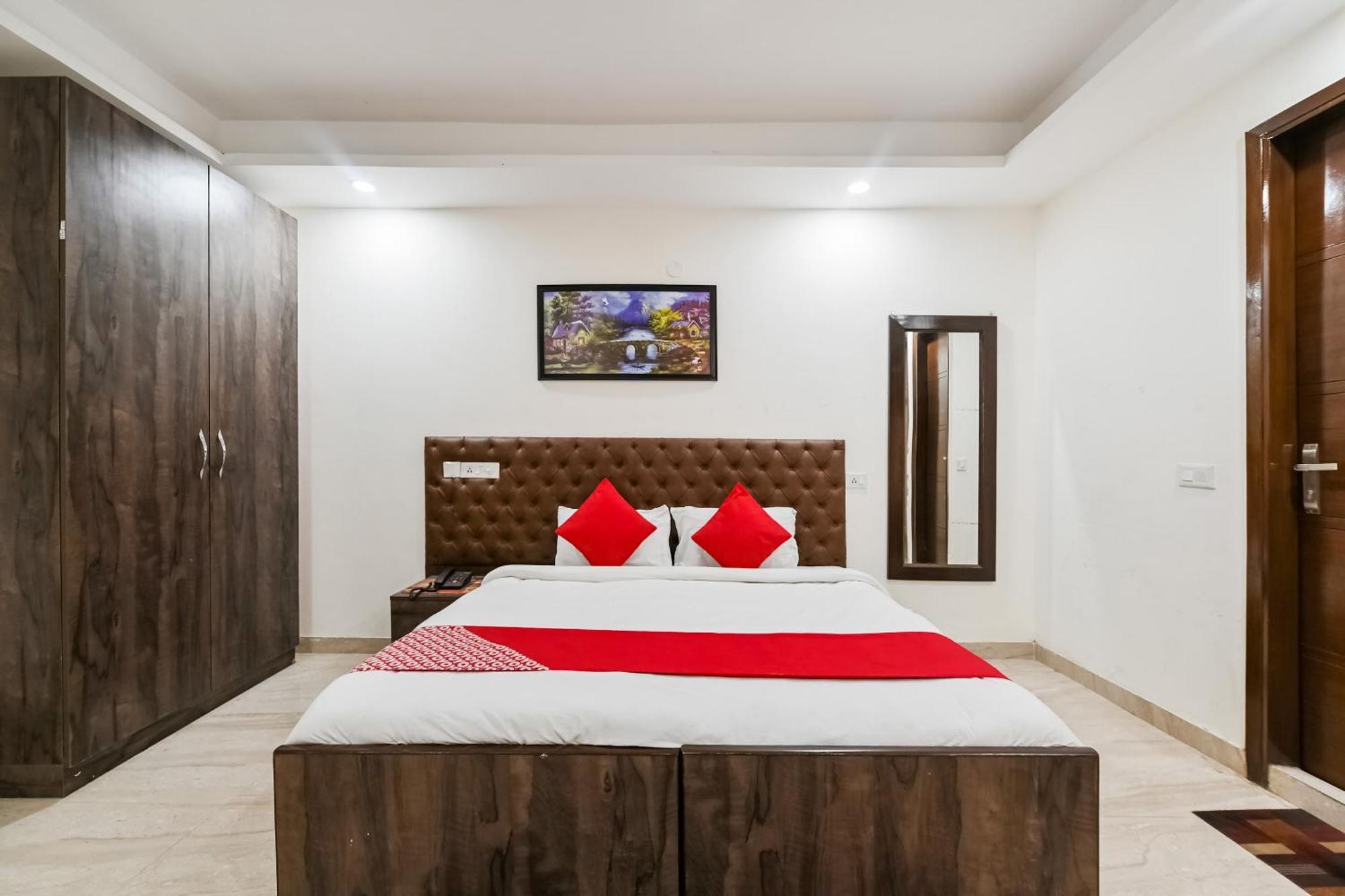 Hotel O Premium Rooms Chhatarpur Νέο Δελχί Εξωτερικό φωτογραφία