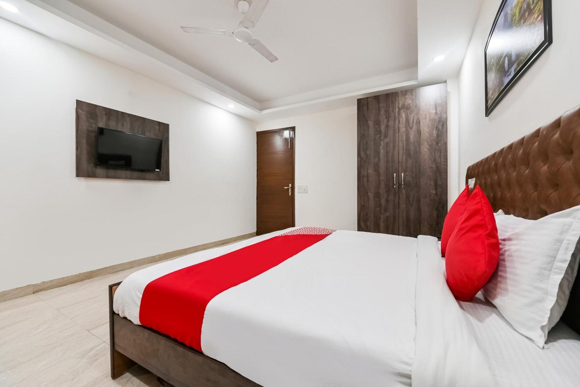 Hotel O Premium Rooms Chhatarpur Νέο Δελχί Εξωτερικό φωτογραφία
