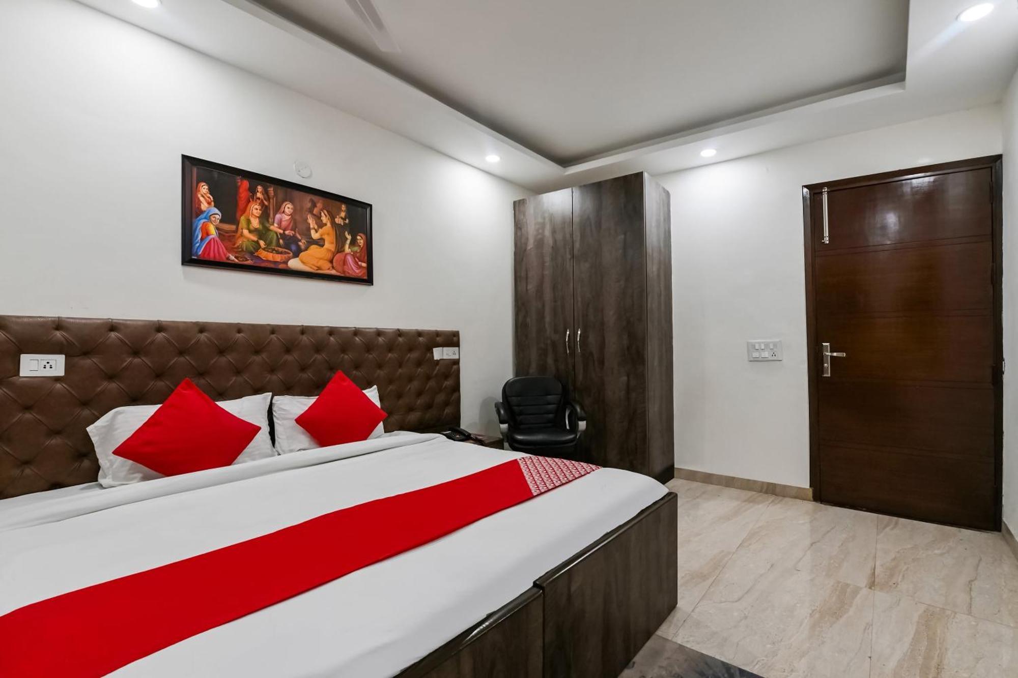 Hotel O Premium Rooms Chhatarpur Νέο Δελχί Εξωτερικό φωτογραφία
